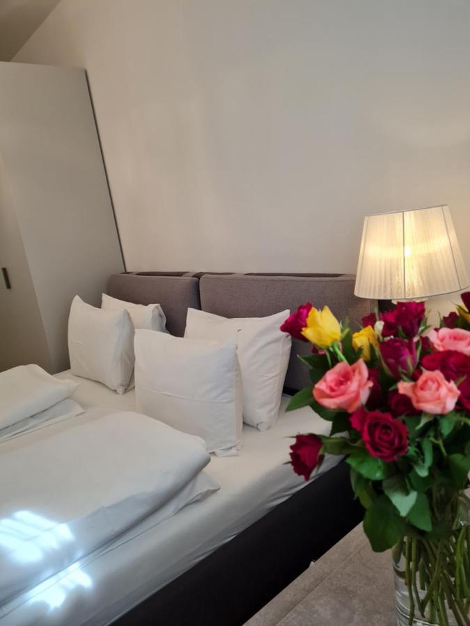 Sole Di Diana Luxury Apartments เปสเคียรา เดล การ์ดา ภายนอก รูปภาพ