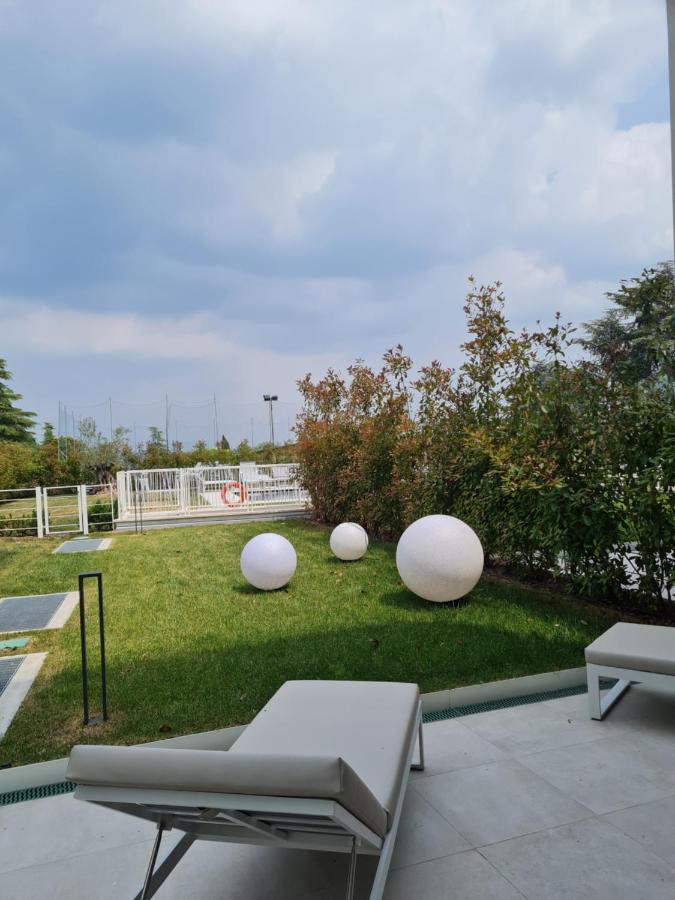Sole Di Diana Luxury Apartments เปสเคียรา เดล การ์ดา ภายนอก รูปภาพ