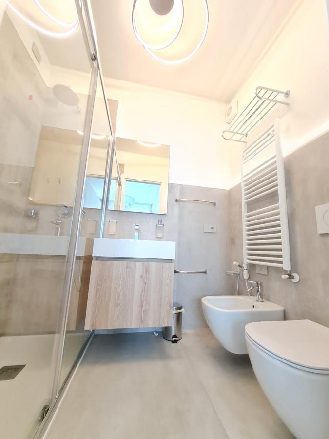 Sole Di Diana Luxury Apartments เปสเคียรา เดล การ์ดา ภายนอก รูปภาพ
